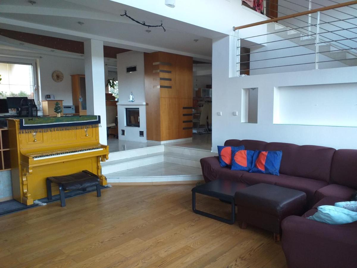 Villa Kysucka Сенец Екстериор снимка